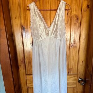 Vintage Erica Loren NY Nightgown